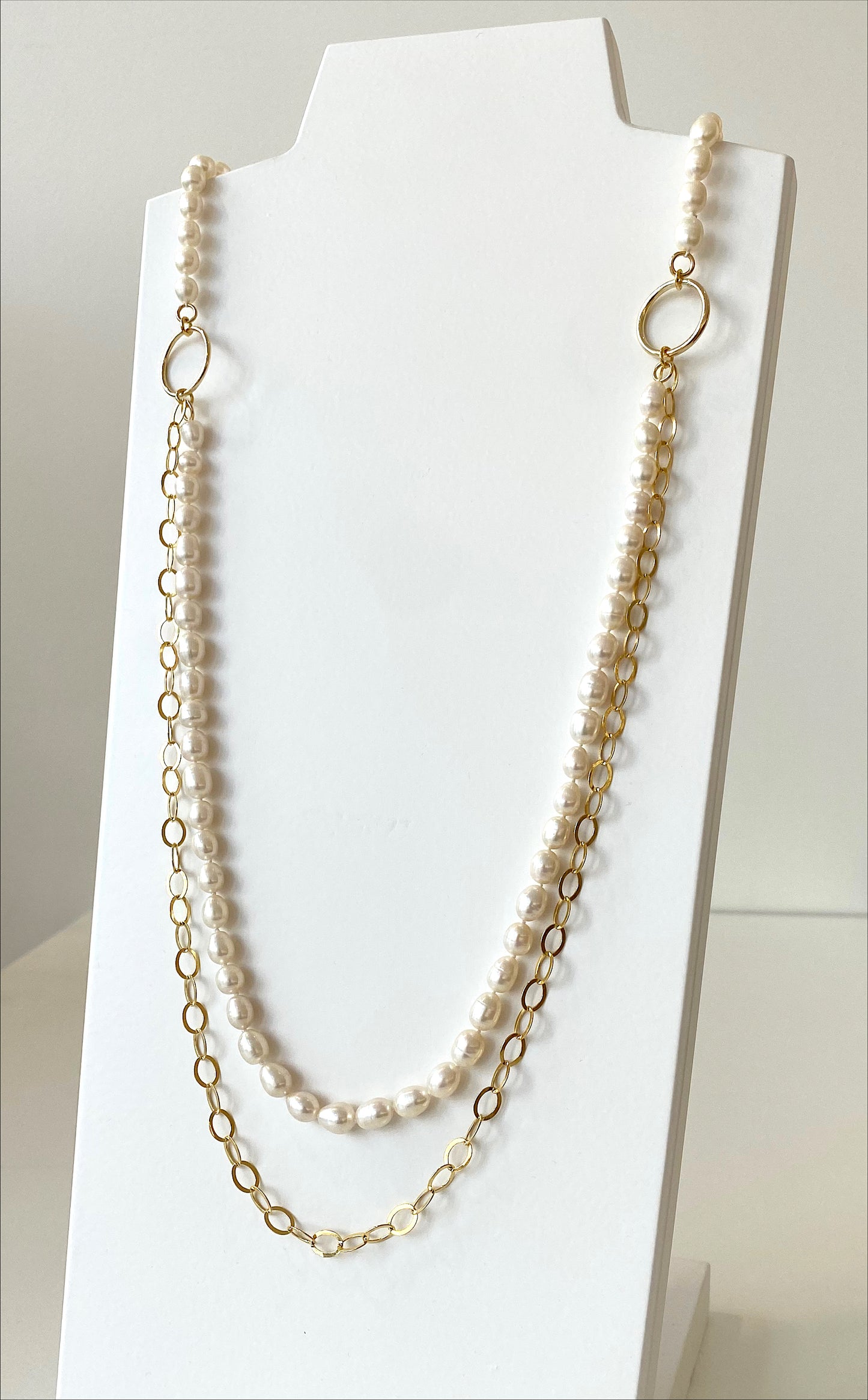 Collier By B