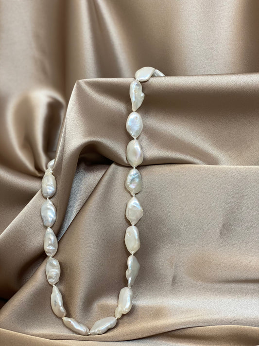 Sautoir avec de grosses perles baroques - Mylène