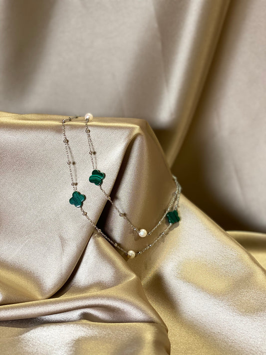 Sautoir "Flora" avec chaine boules et malachite
